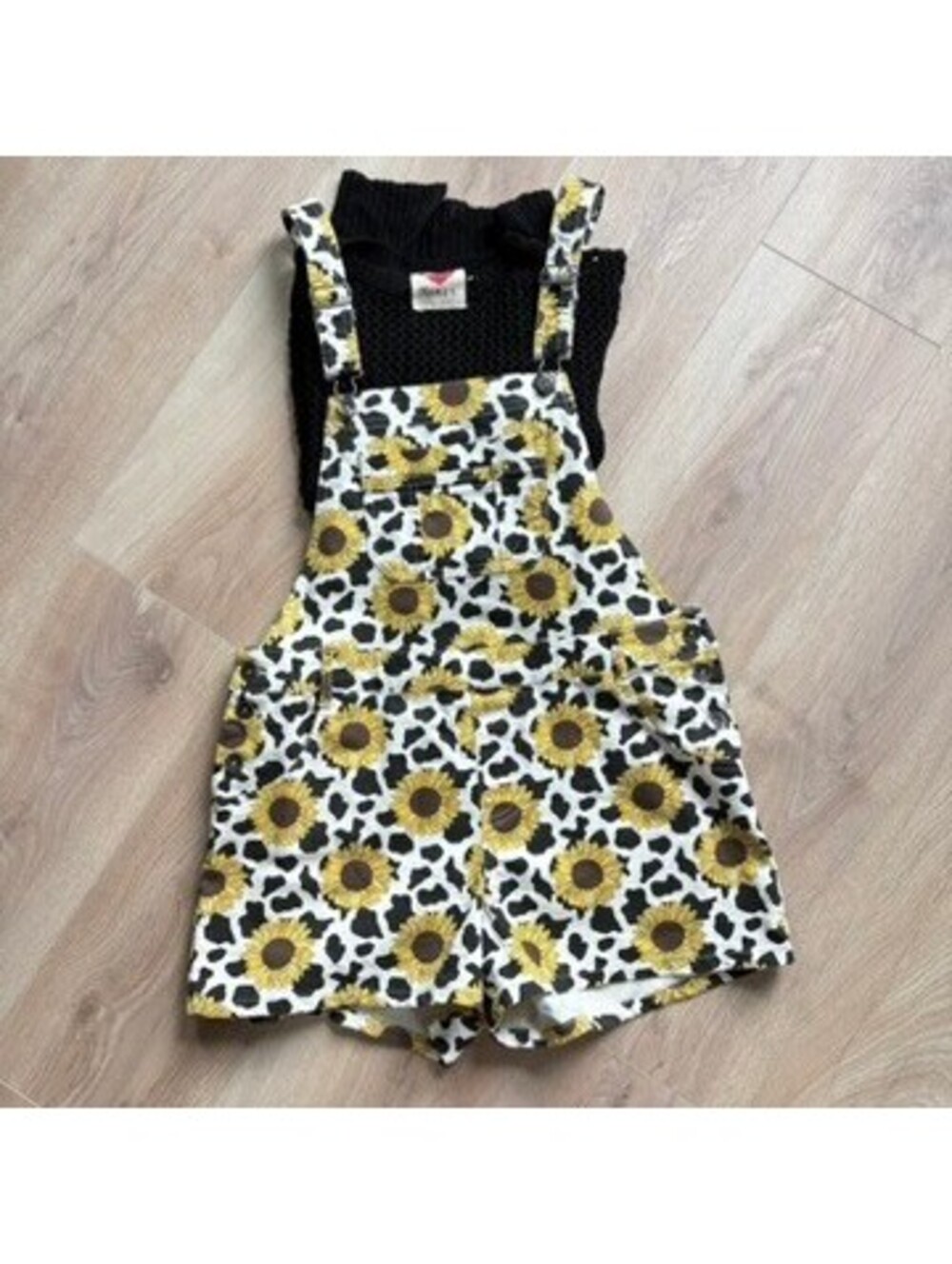 Whimsigoth Fall Combo Set Hot Topic Sunflower Shortalls & Derek Heart Sweater S